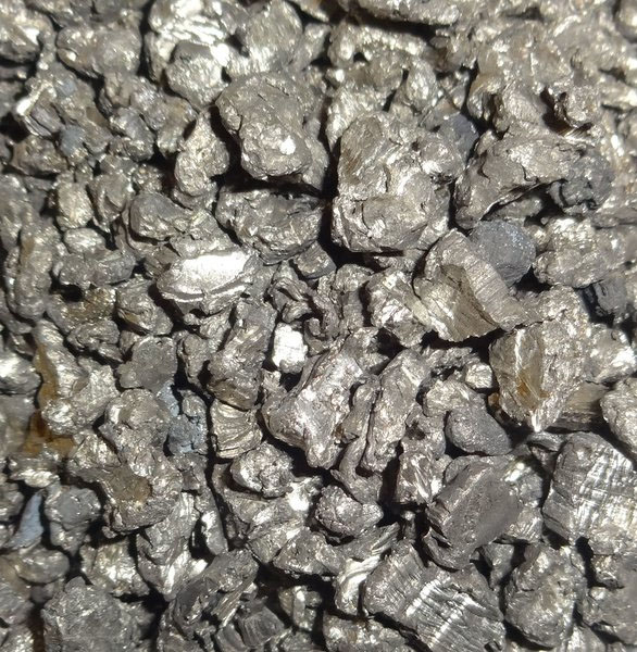 calcium-metal-granules.jpg